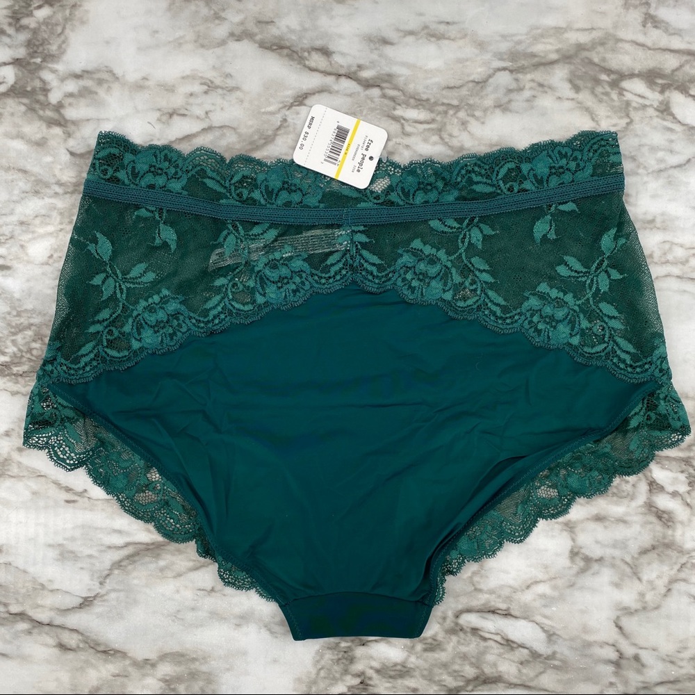 Free People NWT Intimately Dream of Me High Rise M - Picture 4 of 7